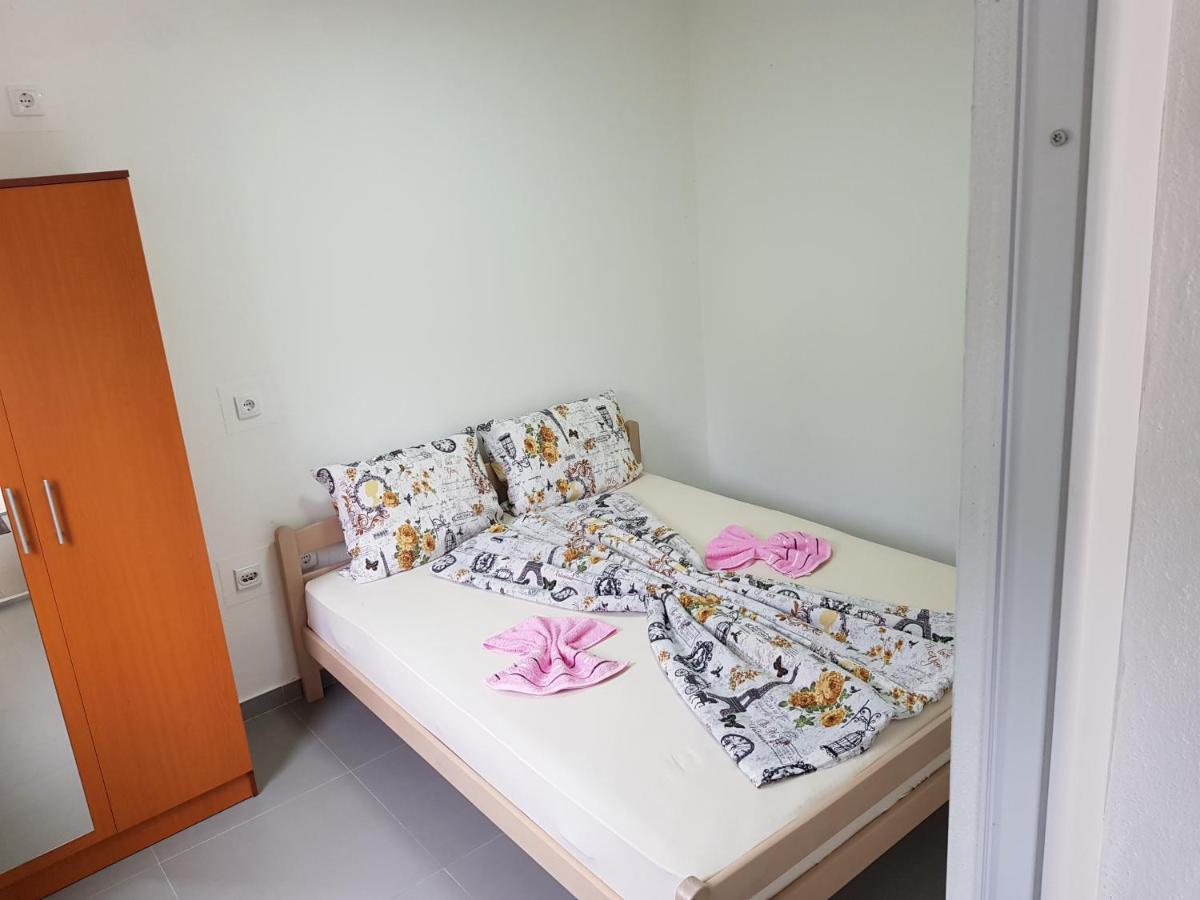 Apartmani Vila Ebra Утєха Екстер'єр фото