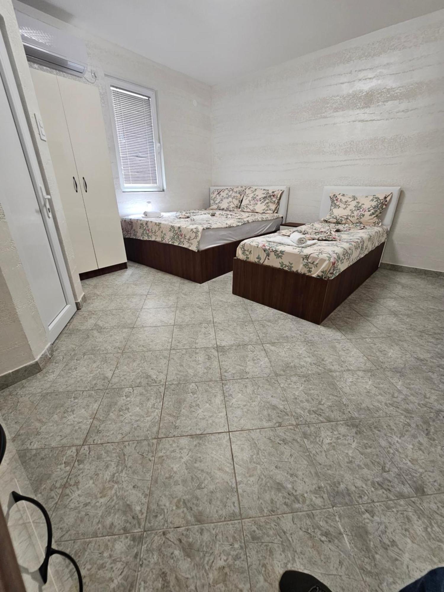 Apartmani Vila Ebra Утєха Екстер'єр фото