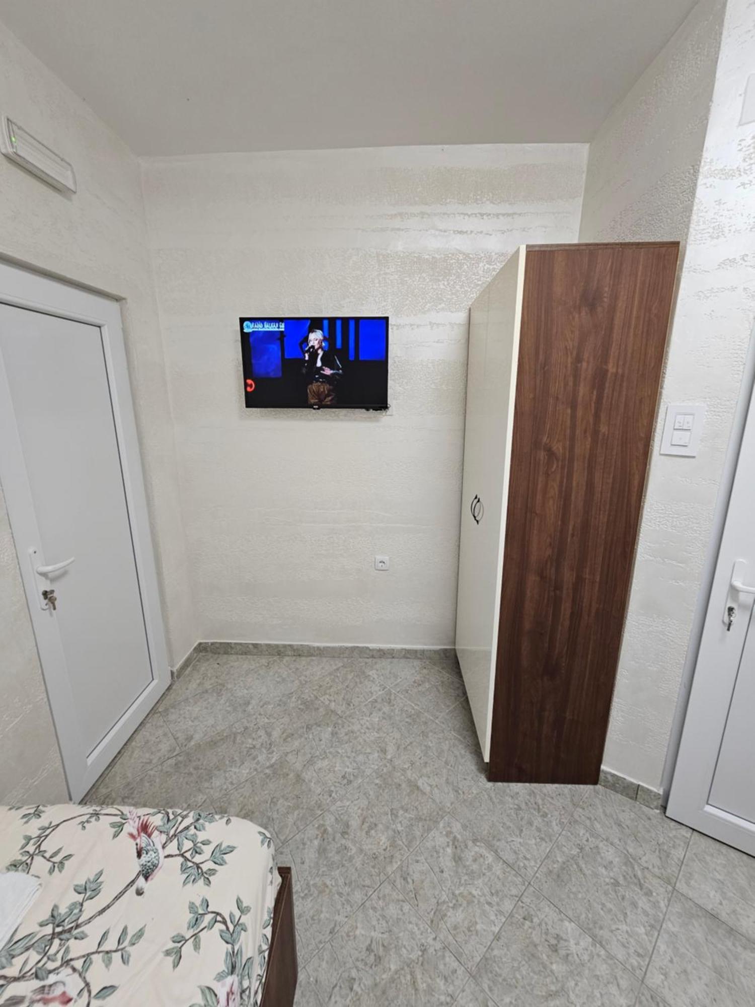 Apartmani Vila Ebra Утєха Екстер'єр фото