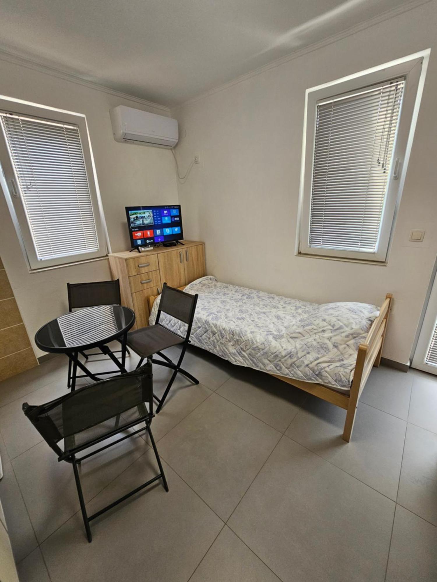 Apartmani Vila Ebra Утєха Екстер'єр фото