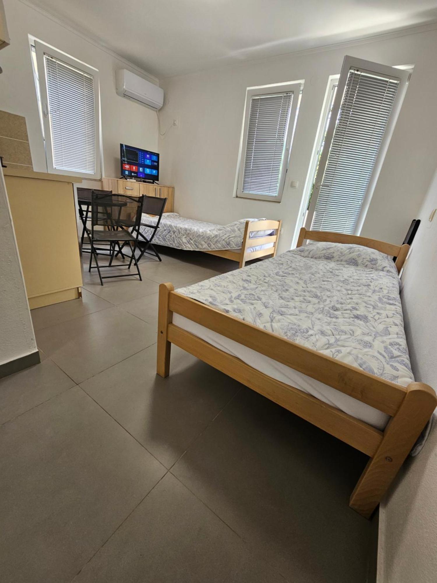 Apartmani Vila Ebra Утєха Екстер'єр фото