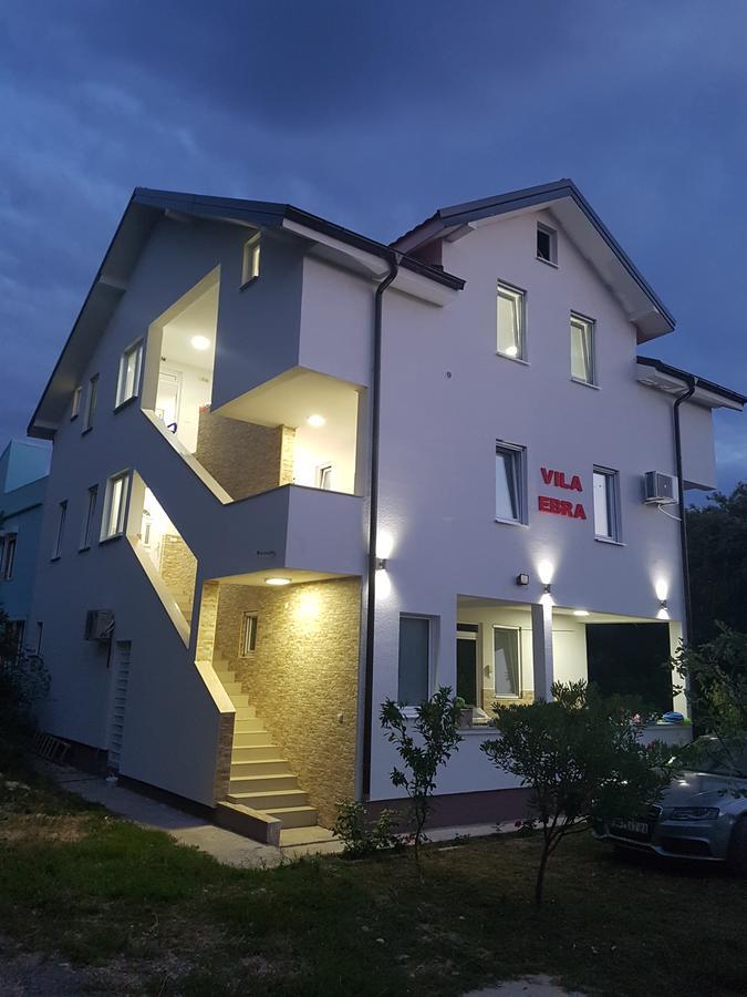 Apartmani Vila Ebra Утєха Екстер'єр фото